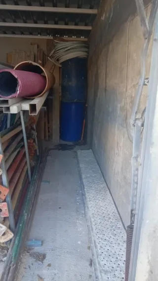 Materiales de construcción: puntales y reglas 10 U