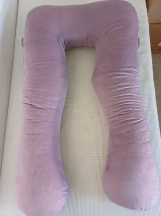 Almohada Embarazada Morada