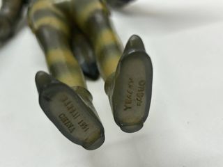 2x Alien Baltan Bandai 1994 Kaiju Ultraman