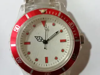 Lote de 5 relojes quartz y varios accesorios