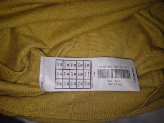 Jersey Promod cuello pico amarillo brillos