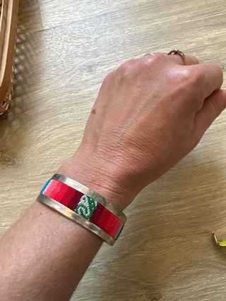 Pulseras diseño rojo y plateado