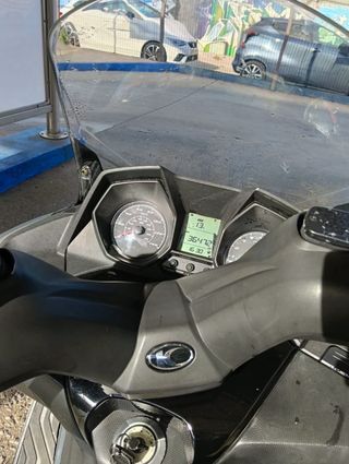 Kymco Super Dink Maxi Scooter 125.