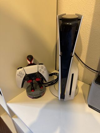 Consola PS5 Slim con Lector