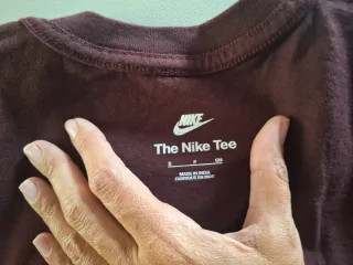 Camiseta Nike Hombre Manga Corta Burdeos