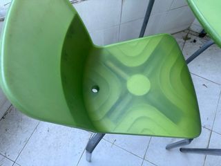 Mesa redonda verde y 4 sillas - Exterior/Interior