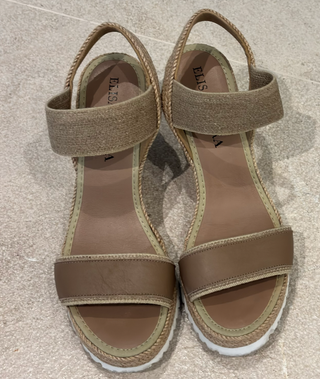 Sandalias cuña Elisa Rivera Beige/Marrón