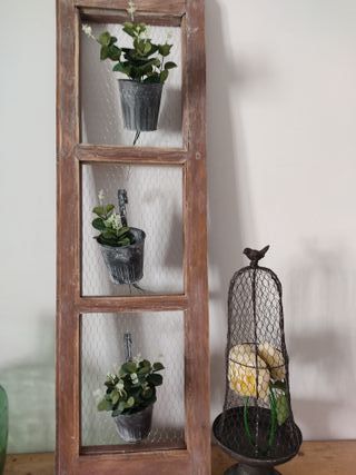 Ventana Antigua Decorativa