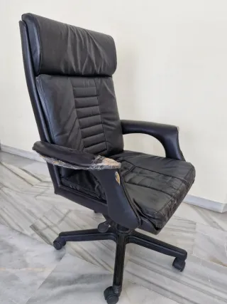 Silla de escritorio negra