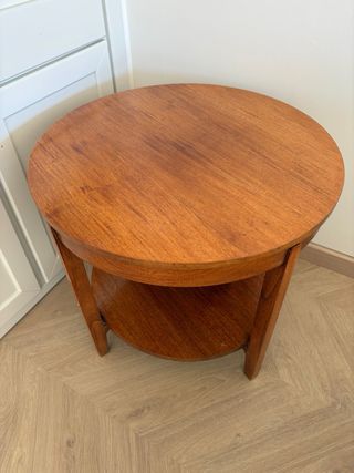 Mesa auxiliar redonda de madera