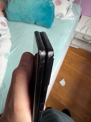 Samsung Galaxy Z Fold 2 5G + 2 Fundas