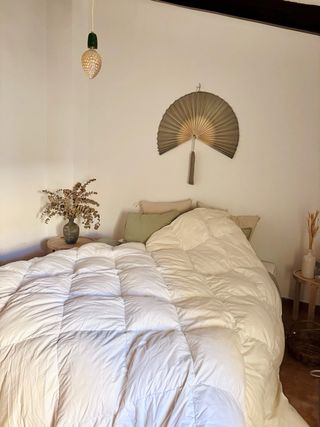 Edredón plumón IKEA HÖNSBÄR beige/blanco