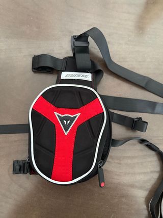 Pernera Dainese Negra y Roja