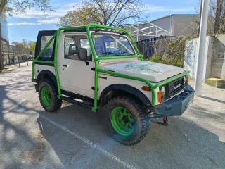 Suzuki Samurai 1990
