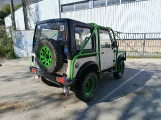 Suzuki Samurai 1990