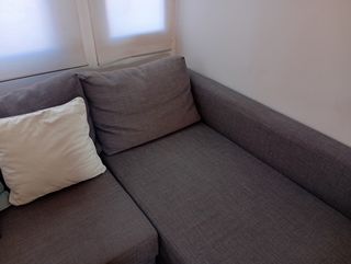 Sofá tres plazas chaiselongue FRIHETEN / KLAGSHAMN