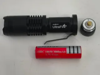 Linterna Táctica LED UltraFire XML-T6
