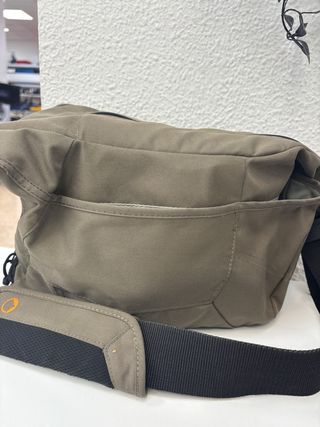 Cámara Digital Réflex Nikon D3100 + Objetivo 18-105