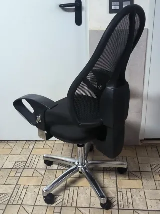 Silla de oficina Topstar negra