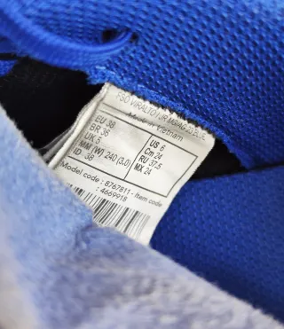 Zapatillas fútbol niño Talla 38