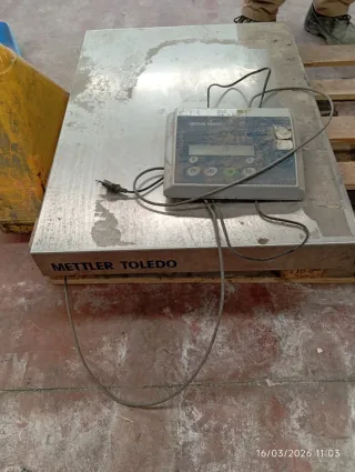 Báscula Mettler Toledo IND425