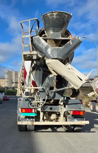 Camión Hormigonera DAF CF