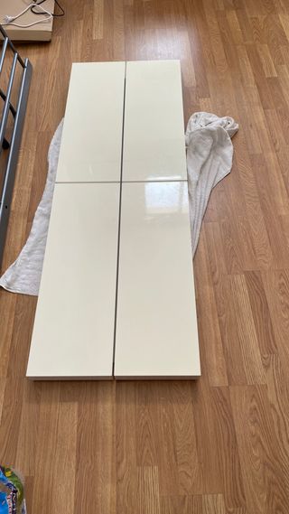 Mesitas de noche blancas de madera