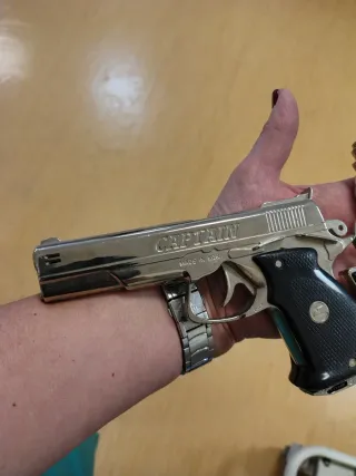 Accendini vintage CAPTAIN (3 pezzi)