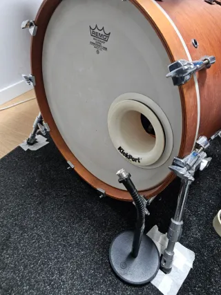 Gravity MS T 01 B + MA GOOSE S. Soporte Mic(Bombo)
