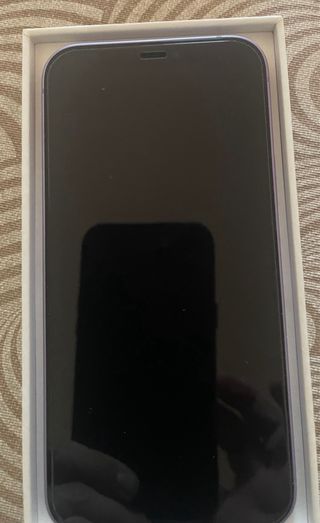 iPhone 12 Morado