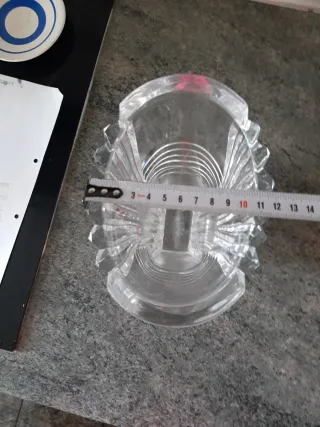 Jarrón de cristal tallado