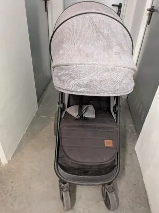 Silla de paseo Kinderkraft gris