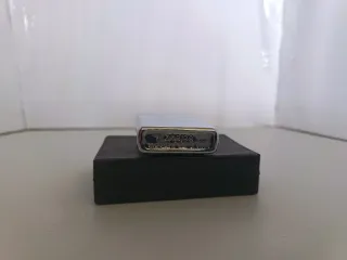 Zippo Varga Girl 1993