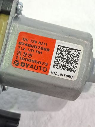 MOTOR ELEVALUNAS TRASERO DERECHO HYUNDAI TUCSON 691092