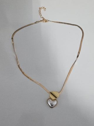 Conjunto collar y pendientes corazón perla