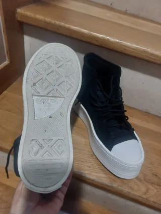 Zapatillas Converse mujer Puestas un día.