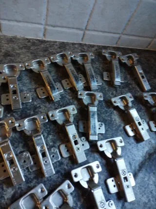 Bisagras para cocina