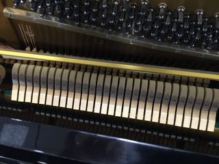 Piano Vertical Yamaha U1 Japón