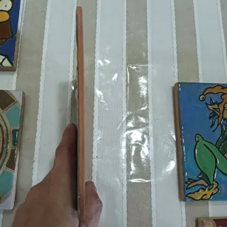 Azulejo decorativo abstracto firmado