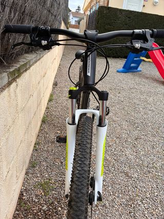 Bicicleta Rockrider ST 520 V2 Gris 27.5 talla M