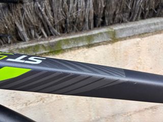 Bicicleta Rockrider ST 520 V2 Gris 27.5 talla M