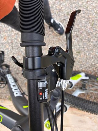 Bicicleta Rockrider ST 520 V2 Gris 27.5 talla M