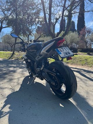 Triumph Street Triple 675 2016