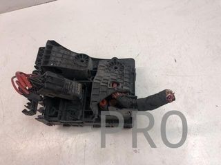 Caja de relés grupo vag referencia 0718030