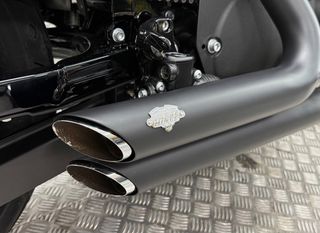 HARLEY DAVIDSON SPORTSTER 883 IRON