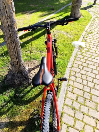 Bicicleta Btwin 540 Roja