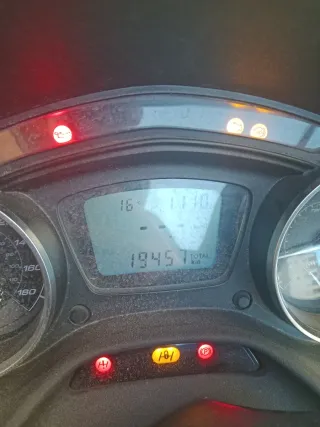 Piaggio 500cc Maxi Scooter Azul/Negro
