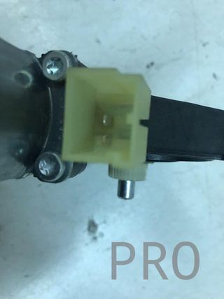 Motor elevalunas Seat León MK3 izquierdo