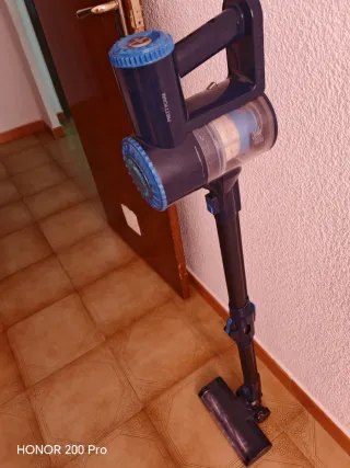 Aspiradora sin cable en buen estado