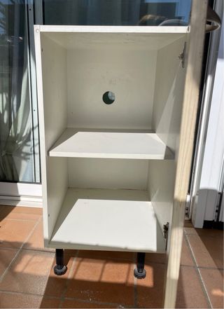 Armario vertical de madera